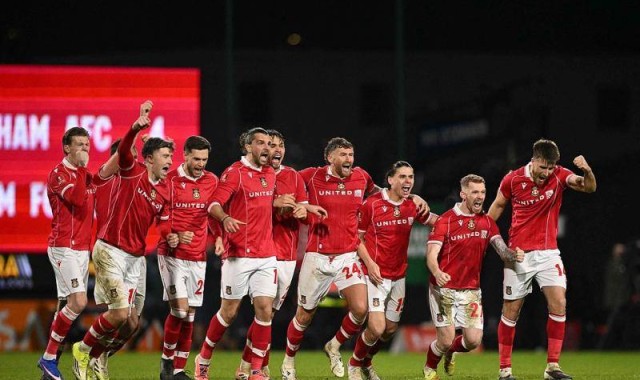 话题｜雷克瑟姆将英超球队踩在脚下 背后老板是好莱坞影星