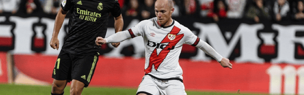 西甲焦点战：巴列卡诺VS巴伦西亚——攻防博弈下的胜负天平与比分推演