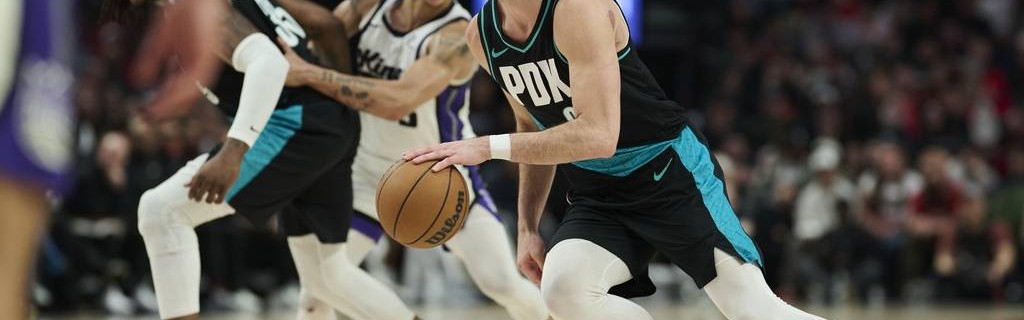 阿夫迪亚25+10阿丘瓦27+11 开拓者胜国王