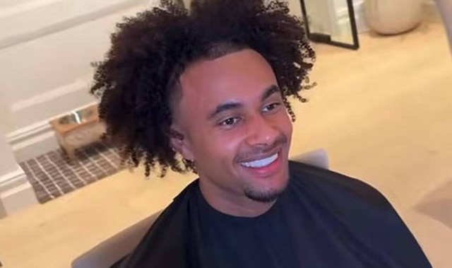 曼联又一人决定离队，冬窗被强留无缘世界杯！马兹拉维恢复训练可战维拉