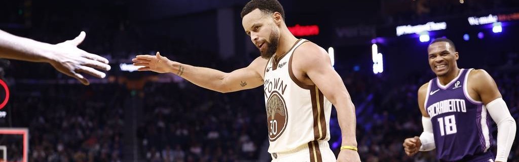 搞心态！库里变裁判威少崩溃 轰27+10勇士新年首迎2连胜