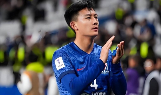 喜讯！申花新赛季原本到嘴边的国脚大鱼被直接截胡，曾是德甲名帅嫡系