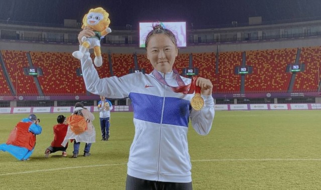 29岁二次留洋闯法甲！乌日古木拉的豪赌，赌的是世界杯最后一席