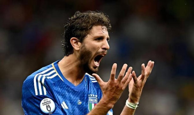 放弃意大利籍！鲁能豪掷6000万提前归化意甲前腰，20号战袍闪耀登场