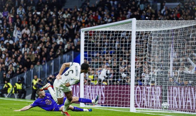 皇马最强首发出炉！姆巴佩携维尼修斯领衔，誓夺西甲榜首