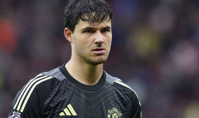 一日英超动向：阿森纳极限绝杀5分领跑，曼联门将自信发挥出色